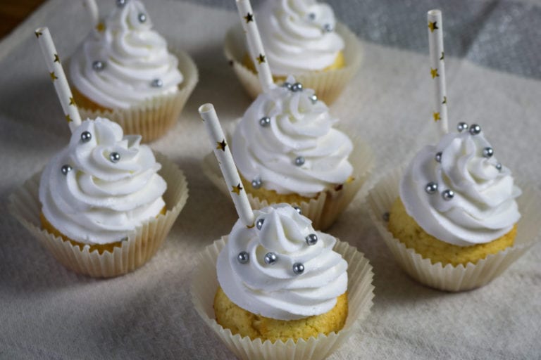 CBD Champagne Cupcakes