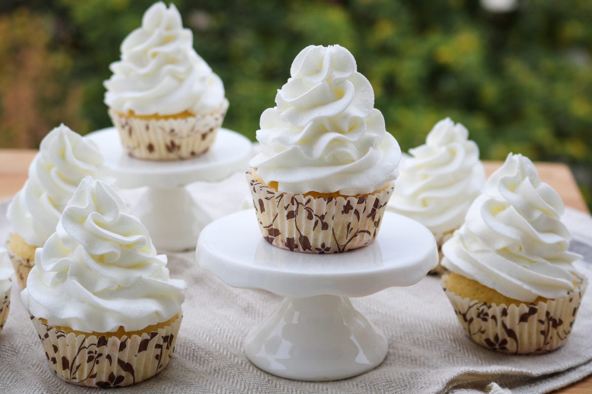 Simple CBD Vanilla Cupcake Recipe